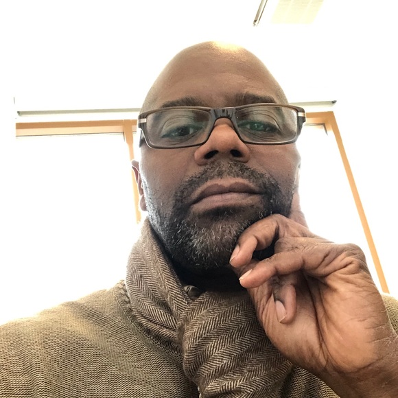 Meet your Posher, Byron - Picture 1 of 1